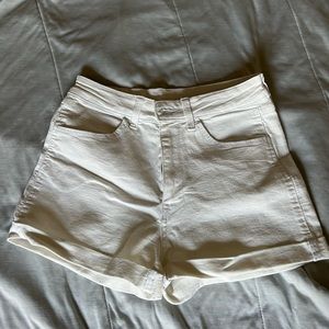 H&M white shorts size 4